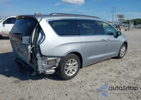 2021 Chrysler Voyager Lxi z USA, uszkodzony, nr VIN 2C4RC1DG0MR533974